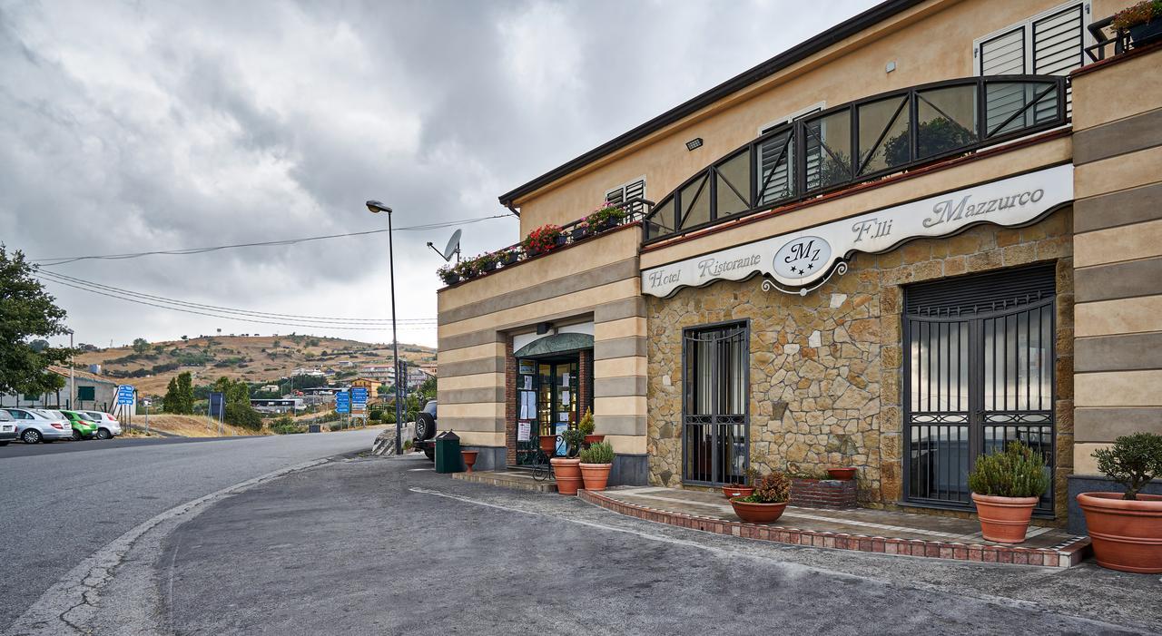 Hotel Mazzurco Cesarò 外观 照片